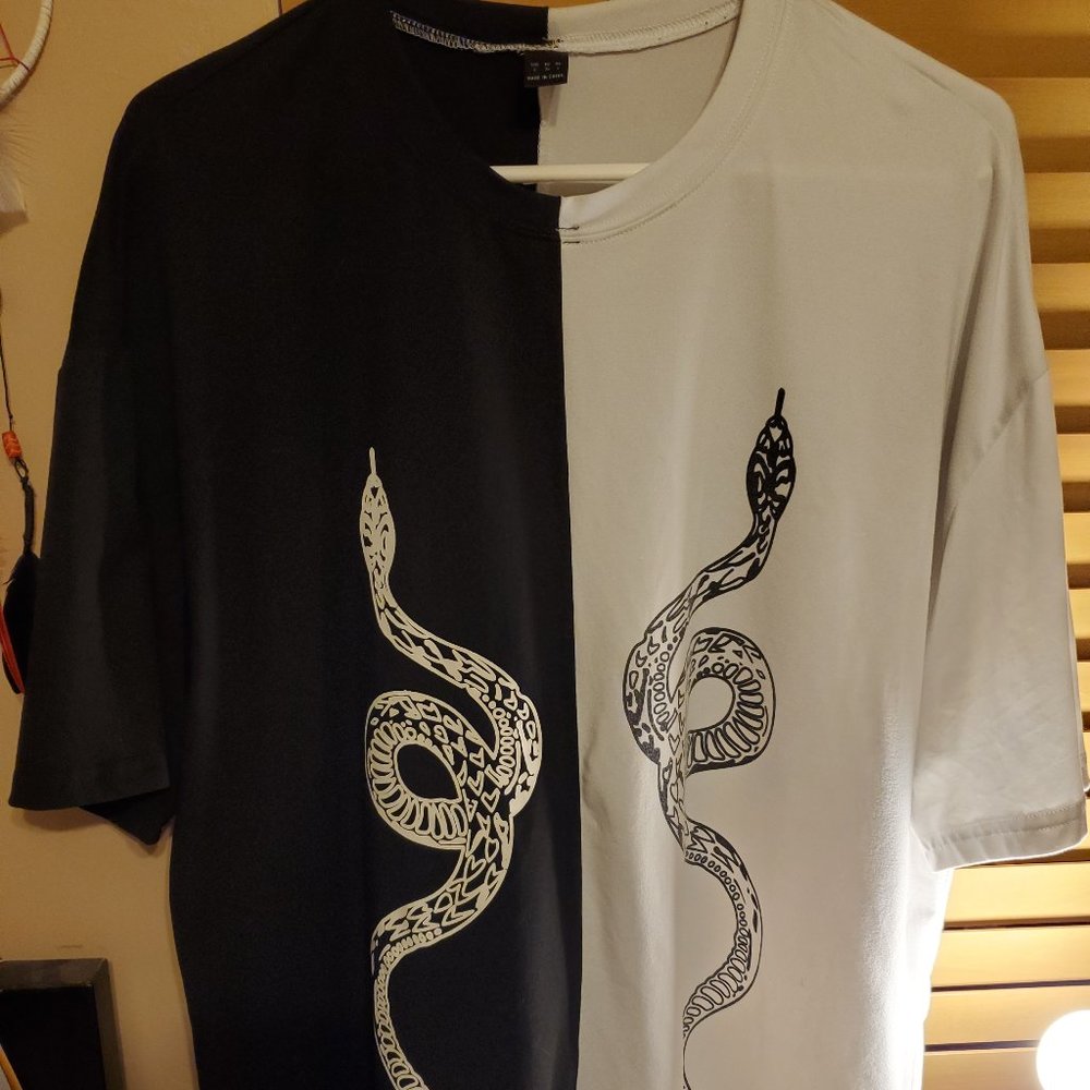 Black and white split snake oversized shirt